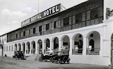 Grand Royal Hotel, anciennement Grand Hôtel de l'Univers, Steamer-Point, Aden, Yémen vers 1920.